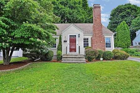 33 Calumet Ave Worcester, MA 01606