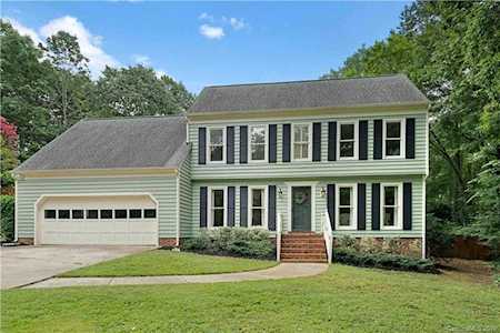 8900 Dulins Knob Ct Matthews, NC 28105