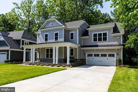 1201 Ware St SW Vienna, VA 22180
