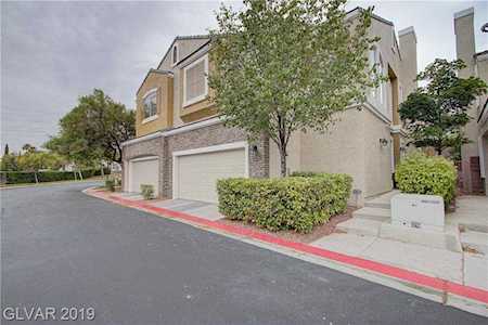 1029 Bannockburn St Las Vegas, NV 89145
