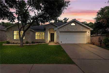 6916 Gabion Dr Austin, TX 78749