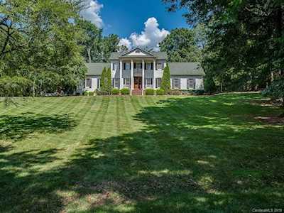 4925 S Parview Dr Charlotte, NC 28226