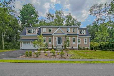 18 Washington Street Bedford, MA 01730
