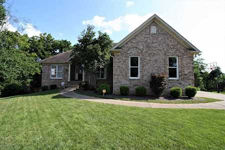 3808 Buglewood Pl Louisville, KY 40245