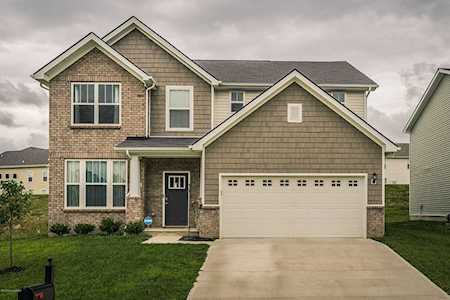 1086 Autumn Crest Ln Louisville, KY 40245