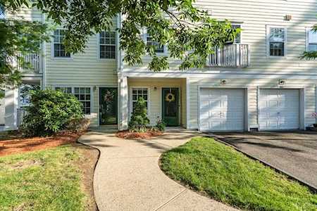 802 Gazebo Circle #802 Reading, MA 01867