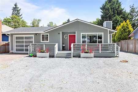 514 Kennebeck Ave N Kent, WA 98030
