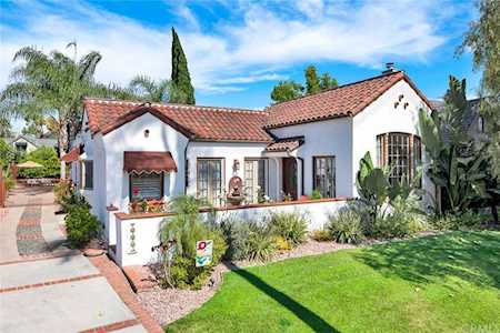 2323 N Benton Way Santa Ana, CA 92706