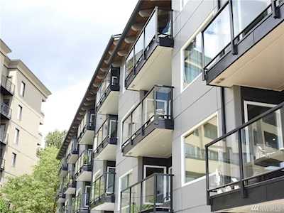 9201 NE Juanita Dr #207 Kirkland, WA 98034