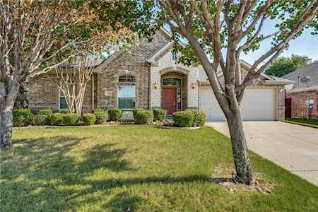 3528 Carlton Street Grapevine, TX 76092