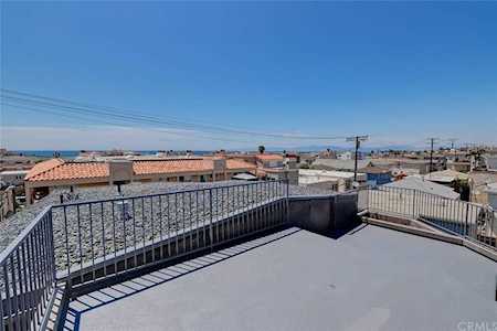447 Manhattan Avenue Hermosa Beach, CA 90254