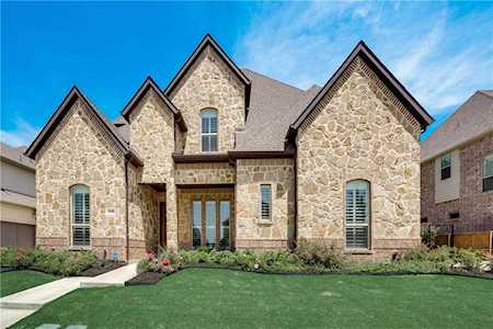 6440 Hawks Ridge Drive North Richland Hills, TX 76182