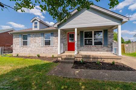222 Beechcliff Cir Shepherdsville, KY 40165