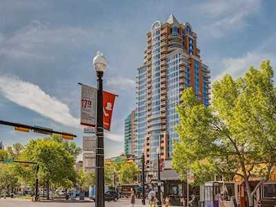 817 15 Avenue SW #1003 Calgary, AB T2R 0H8