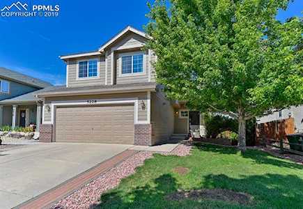 5228 STERNWARD Way Colorado Springs, CO 80922