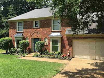 8996 Stratfield Cv Germantown, TN 38139