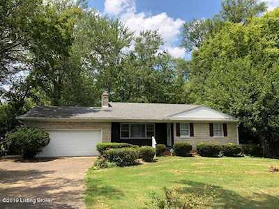3630 Breckenridge Ln Louisville, KY 40218