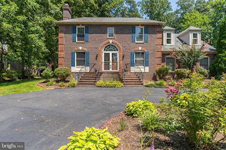 12308 Rochester Dr Fairfax, VA 22030