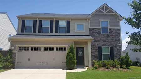 6124 Canyon Trl Denver, NC 28037
