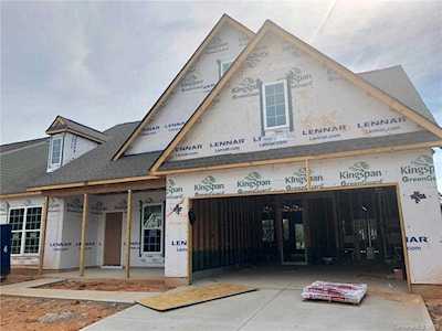 426 Kentmere Ln Lake Wylie, SC 29710