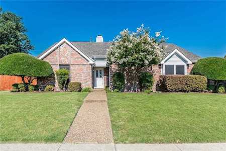 705 Sandy Creek Drive Allen, TX 75002