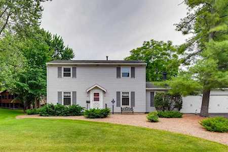 10337 Oak Grove Circle Bloomington, MN 55431
