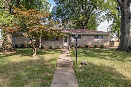 4630 Clarion Ct Louisville, KY 40216