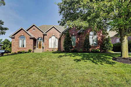 7708 Kendrick Crossing Ln Louisville, KY 40291