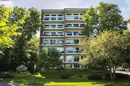 3220 W Calhoun Parkway #501 Minneapolis, MN 55416