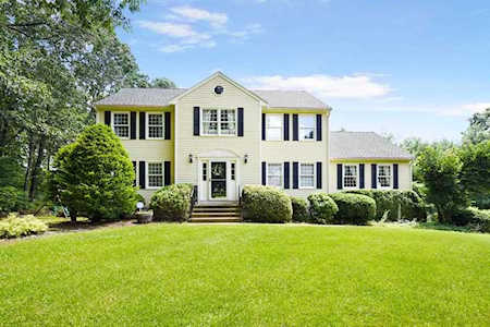 42 Townline Rd Franklin, MA 02038