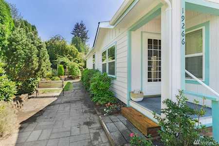 19266 127th Place NE Bothell, WA 98011