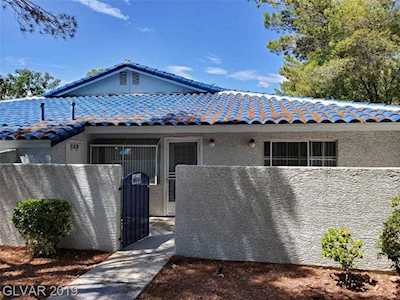 2112 Bavington Dr #D Las Vegas, NV 89018