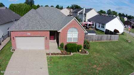 9802 Collier Ln Louisville, KY 40291