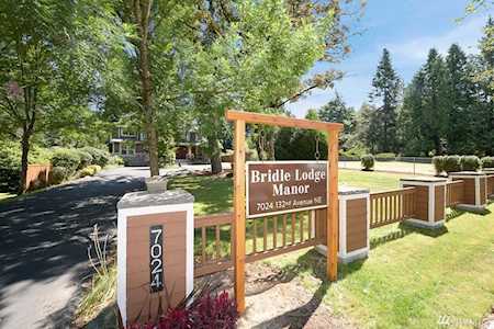 7024 132nd Ave NE Kirkland, WA 98033