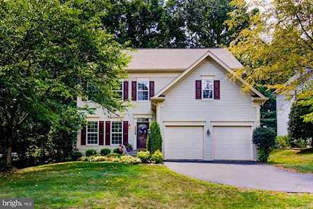 10068 Cairn Mountain Way Bristow, VA 20136