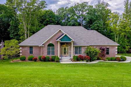 7512 Jones Trace Crestwood, KY 40014