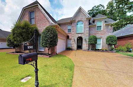8502 Grabersbridge Cv Germantown, TN 38139