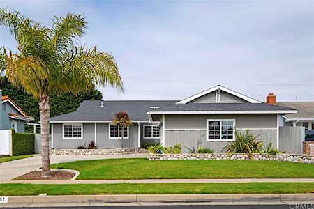 21681 Impala Lane Huntington Beach, CA 92646