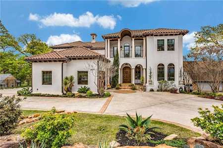 3724 Lakeridge Drive Grapevine, TX 76051