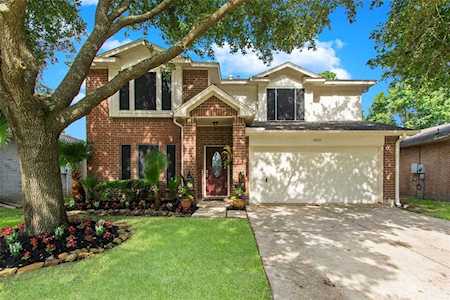 12635 Pine Bush Dr Houston, TX 77070