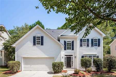 17628 Cambridge Grove Dr Huntersville, NC 28078