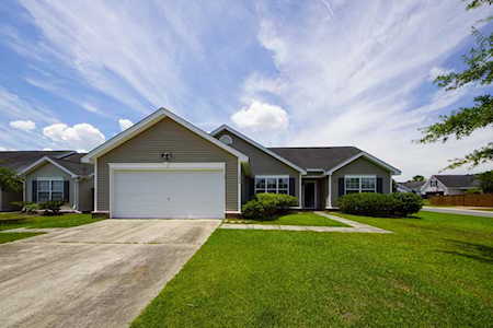 7224 Sweetgrass Blvd Hanahan, SC 29410