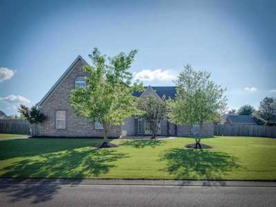 65 Eagle Valley Dr Oakland, TN 38060