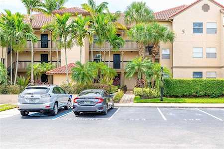 2400 Feather Sound Drive #515 Clearwater, FL 33762