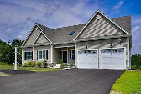 15 Glenside Dr. Blackstone, MA 01504