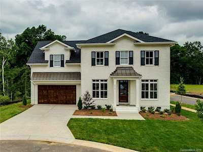 6826 W Providence Ln Charlotte, NC 28226