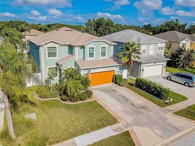3049 Savannah Oaks Circle Tarpon Springs, FL 34688
