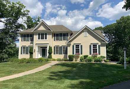 14 Praying Indian Way Holliston, MA 01746