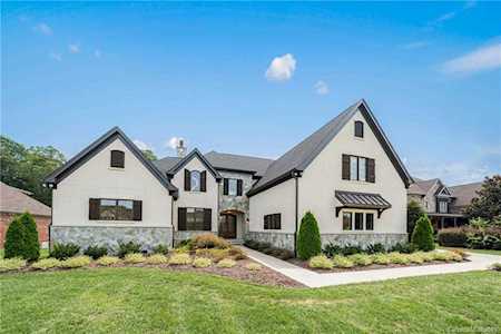 2219 Whiskery Dr Waxhaw, NC 28173