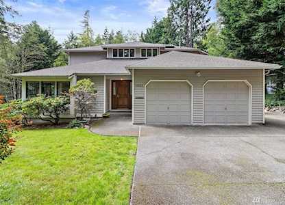14205 Crown Point Place NW Silverdale, WA 98383